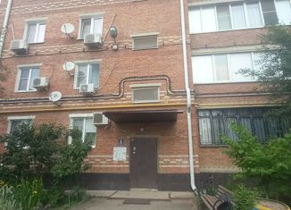 Продается четырехкомнатная квартира, 77.5 м2, поселок городского типа Афипский, улица Пушкина, 140