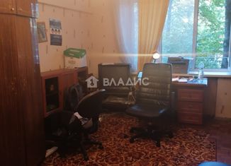 Продам трехкомнатную квартиру, 74 м2, Москва, улица Вучетича, 26, улица Вучетича