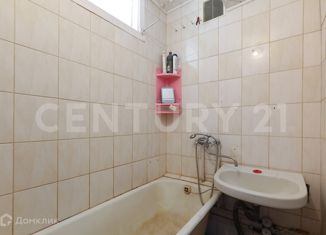 Продаю 2-ком. квартиру, 46 м2, Пионерский, Калининградское шоссе, 17