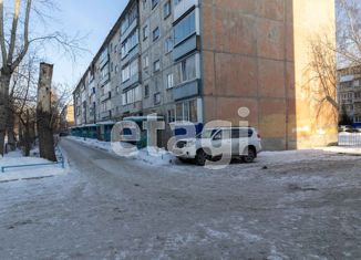 Продажа 3-комнатной квартиры, 63 м2, Курганская область, улица Васильева, 5