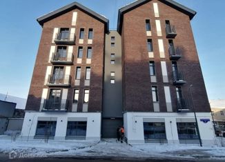 Продаю трехкомнатную квартиру, 120.8 м2, Тверь, улица Лидии Базановой, 51, Центральный район