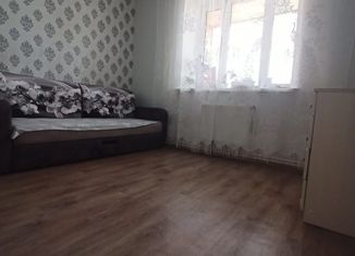 Продам 2-комнатную квартиру, 40 м2, Арск, улица 40 лет Победы, 5А
