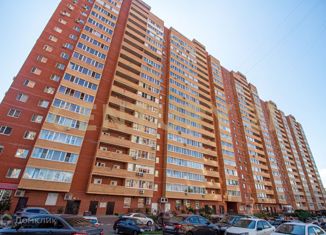 Продаю 1-комнатную квартиру, 53 м2, Ульяновск, улица Кирова, 6