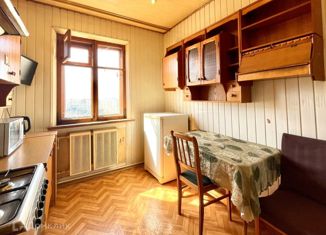 Продажа трехкомнатной квартиры, 69 м2, Астраханская область, улица Куликова, 25