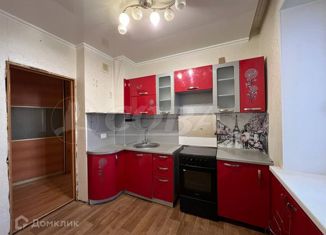 Продажа 3-ком. квартиры, 74 м2, Тюмень, улица Николая Чаплина, 117