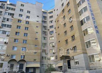 Продажа 5-комнатной квартиры, 141 м2, Волгоград, улица Рокоссовского, 38