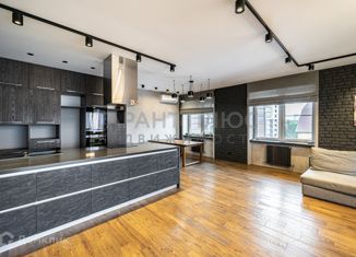 Продается трехкомнатная квартира, 155 м2, Липецк, улица Шевченко, 20