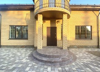 Продаю дом, 190 м2, деревня Новосельцево, Центральная улица, 8