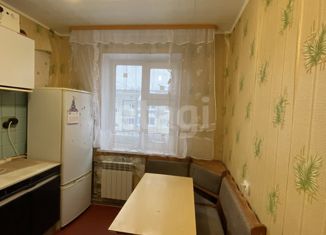 Продаю 2-комнатную квартиру, 47.8 м2, Муравленко, Комсомольская улица, 1