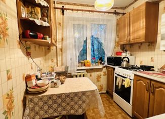 Продаю 2-ком. квартиру, 47 м2, Сыктывкар, Коммунистическая улица, 77