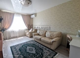 Продажа 2-ком. квартиры, 53 м2, Волгоград, улица Тургенева, 10, Дзержинский район