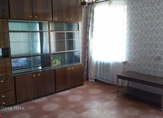Сдается в аренду 4-комнатная квартира, 74 м2, Нижнекамск, улица Гагарина, 15