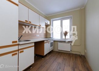 Продажа 3-ком. квартиры, 61 м2, Новосибирск, улица Федосеева, 34, улица Федосеева