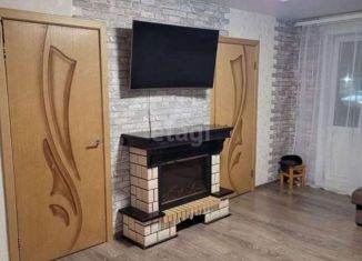 Сдается в аренду четырехкомнатная квартира, 60.2 м2, Новосибирск, улица Бориса Богаткова, 260, Дзержинский район