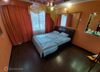 Продам 1-ком. квартиру, 33 м2, Ейск, улица Горького, 20/2