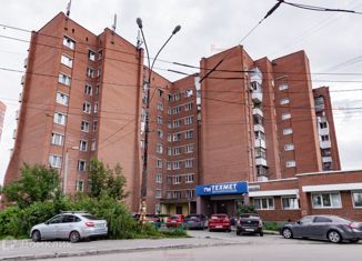 Двухкомнатная квартира на продажу, 52 м2, Екатеринбург, метро Чкаловская, улица Амундсена, 141