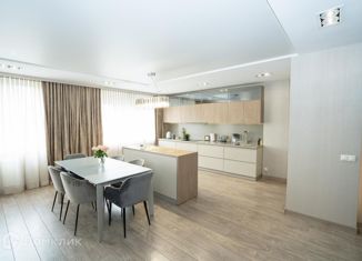 Продается 4-ком. квартира, 180 м2, Иркутск, проспект Маршала Жукова, 11/1, Октябрьский округ