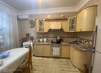 Продается дом, 240 м2, Дагестан, улица Мирзабекова