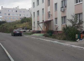 Продается 2-ком. квартира, 51 м2, Октябрьск, улица Декабристов, 14