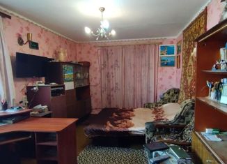 Продажа 2-ком. квартиры, 65 м2, Красноперекопск, Вишнёвая улица, 37