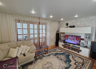 Сдам 3-ком. квартиру, 82.9 м2, Ухта, Интернациональная улица, 49