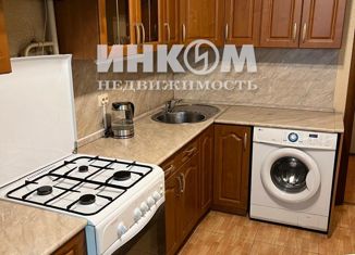 Сдается в аренду 1-ком. квартира, 35 м2, Москва, улица Пырьева, 7А, улица Пырьева