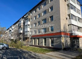 Продается 2-комнатная квартира, 46 м2, Серов, улица Заславского, 33