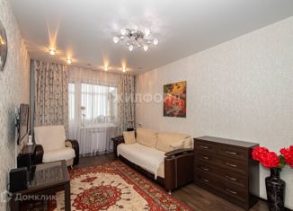 Продается 2-комнатная квартира, 43.7 м2, Новосибирск, улица 9-й Гвардейской Дивизии, 15, Ленинский район