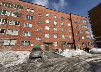 Продается 2-комнатная квартира, 47.7 м2, Кемеровская область, улица Сергея Тюленина, 6