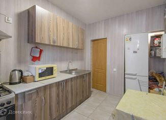 Продаю 2-комнатную квартиру, 65 м2, Краснодар, улица Рахманинова, 24, улица Рахманинова