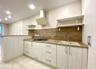 Продается 1-комнатная квартира, 52.1 м2, Смоленская область, Изумрудная улица, 8