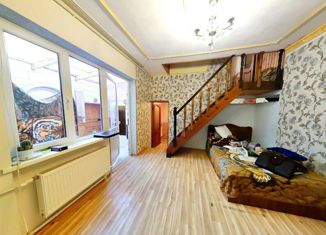 Продается 3-комнатная квартира, 75 м2, село Сукко, улица Строителей, 1