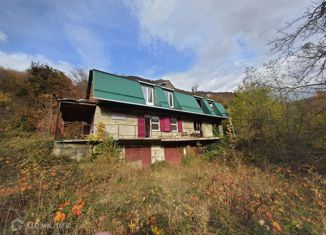 Продам дом, 270 м2, поселок Кировский, улица Кутан, 4