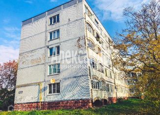 Продается 2-комнатная квартира, 52.8 м2, Выборг, Рубежная улица, 40