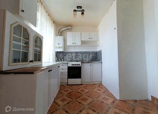 Продается 1-комнатная квартира, 29.8 м2, Боровичи, улица Свободы, 18