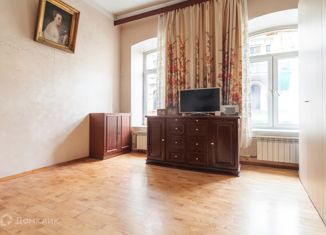 Продается трехкомнатная квартира, 87 м2, Санкт-Петербург, набережная канала Грибоедова, 79, метро Садовая