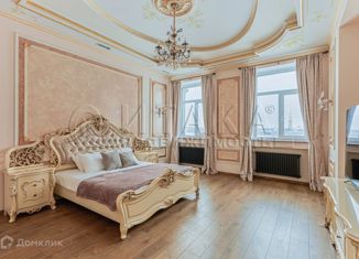 Продажа трехкомнатной квартиры, 102.3 м2, Санкт-Петербург, Миллионная улица, 15, метро Невский проспект