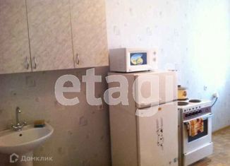 Сдача в аренду 1-ком. квартиры, 50 м2, Тюмень, улица Газовиков, 43, Центральный округ