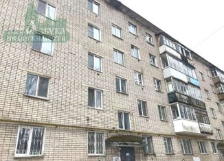 Продается трехкомнатная квартира, 55 м2, Смоленск, улица Маршала Соколовского, 6, Промышленный район
