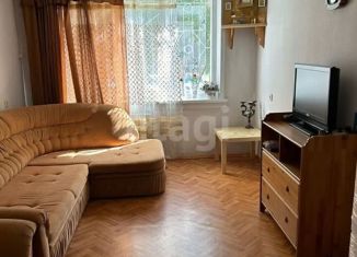 Продается 3-комнатная квартира, 60 м2, Алтайский край, улица Шумакова, 38