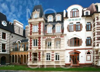 Таунхаус на продажу, 320 м2, поселок дома отдыха Озера, Озёрная улица