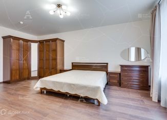 Сдается в аренду 3-комнатная квартира, 100 м2, Санкт-Петербург, улица Красуцкого, 3М, ЖК Новомосковский