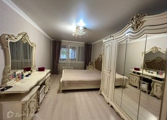 Продам 3-ком. квартиру, 80 м2, Нальчик, улица Мальбахова, 56, район Стрелка
