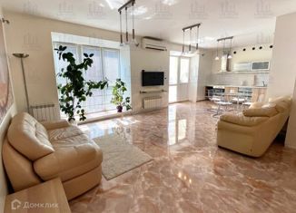 Сдается 2-комнатная квартира, 75 м2, Казань, улица Адоратского, 3Г, ЖК Серебряный каскад