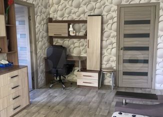 Продаю двухкомнатную квартиру, 40 м2, Красноперекопск, 8-й микрорайон, 8