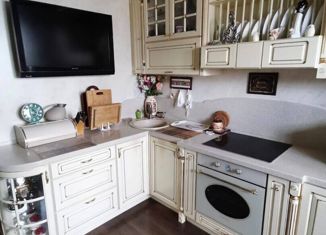 Аренда 2-ком. квартиры, 63 м2, Санкт-Петербург, улица Оптиков, 50к2, метро Беговая