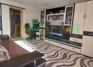 Продаю 3-ком. квартиру, 60 м2, поселок городского типа Разумное, улица Бельгина, 3