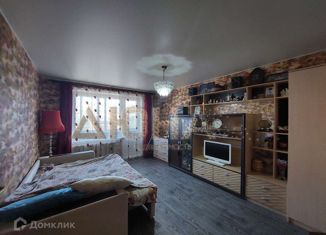 Продается 2-комнатная квартира, 53 м2, Волгореченск, улица имени 50-летия Ленинского Комсомола, 10