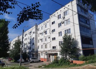 Продается двухкомнатная квартира, 50.8 м2, Волгоградская область, улица Валентины Терешковой, 9