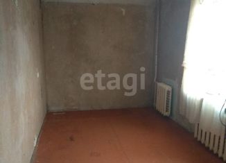Продается 2-ком. квартира, 40.2 м2, Ржев, Привокзальная улица, 11/1
